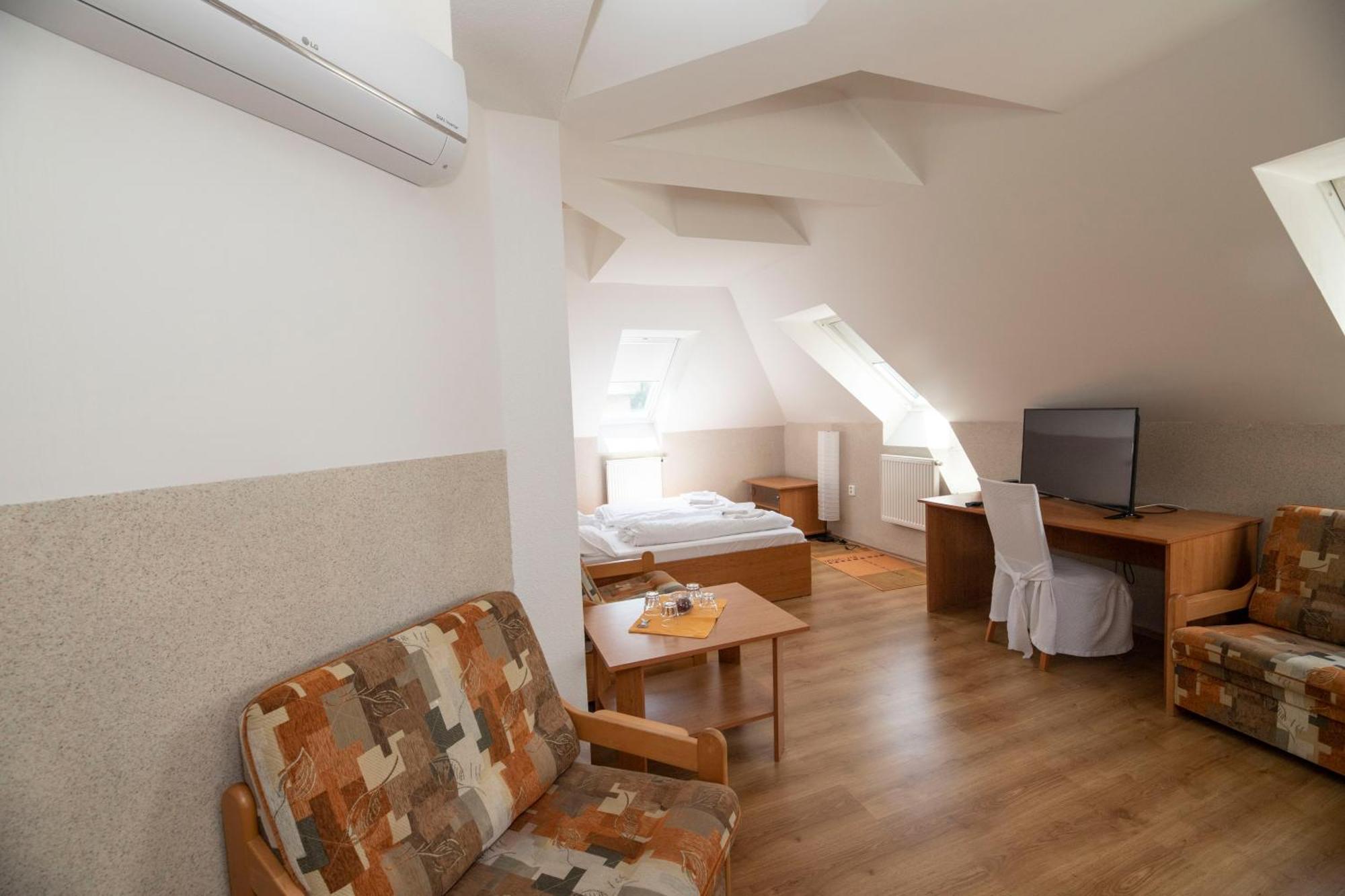 Hotel Allvet Drnovice (Vyskov) Exterior foto