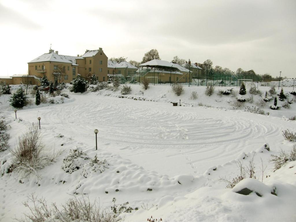 Hotel Allvet Drnovice (Vyskov) Exterior foto
