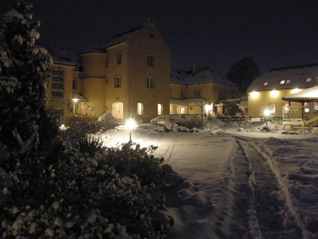 Hotel Allvet Drnovice (Vyskov) Exterior foto